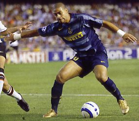 Photo Credit: World Soccer Magazine, March 2005 issue, page 23, from the article "Still Into Inter" by Dominique Antognoni, and interview of Brazilian forward Adriano.