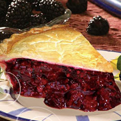 Photo of a wild berry pie slice from Tippin's Resturant, which is made without sugar.