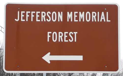 Pic of a sign pointing the way to the Jefferson Memorial Forest south of Louisville, Kentucky.