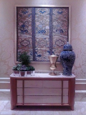 An example of the art work found in the halls of The Wynn Resort and The Encore Resorts on Las Vegas Blvd.